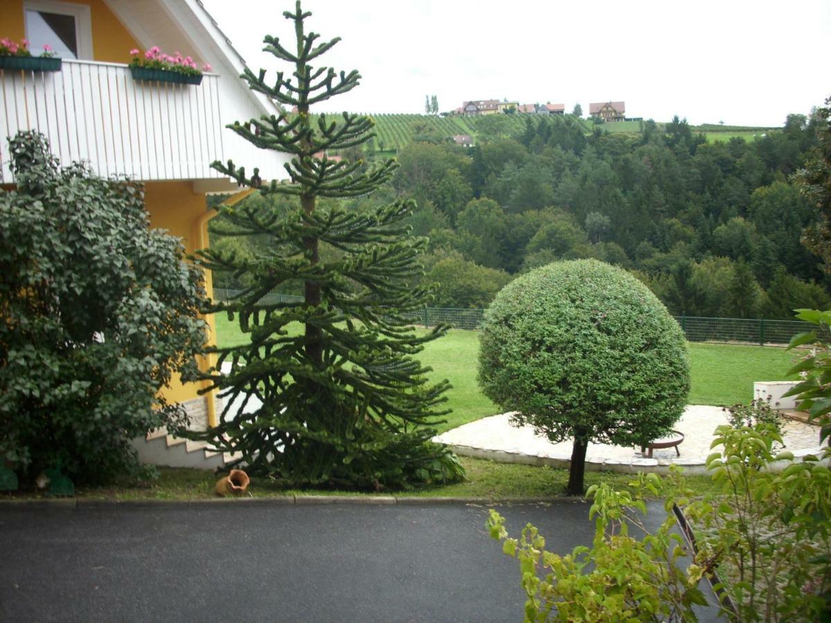 Gaestehaus Maxltoni Kitzeck im Sausal Exterior foto